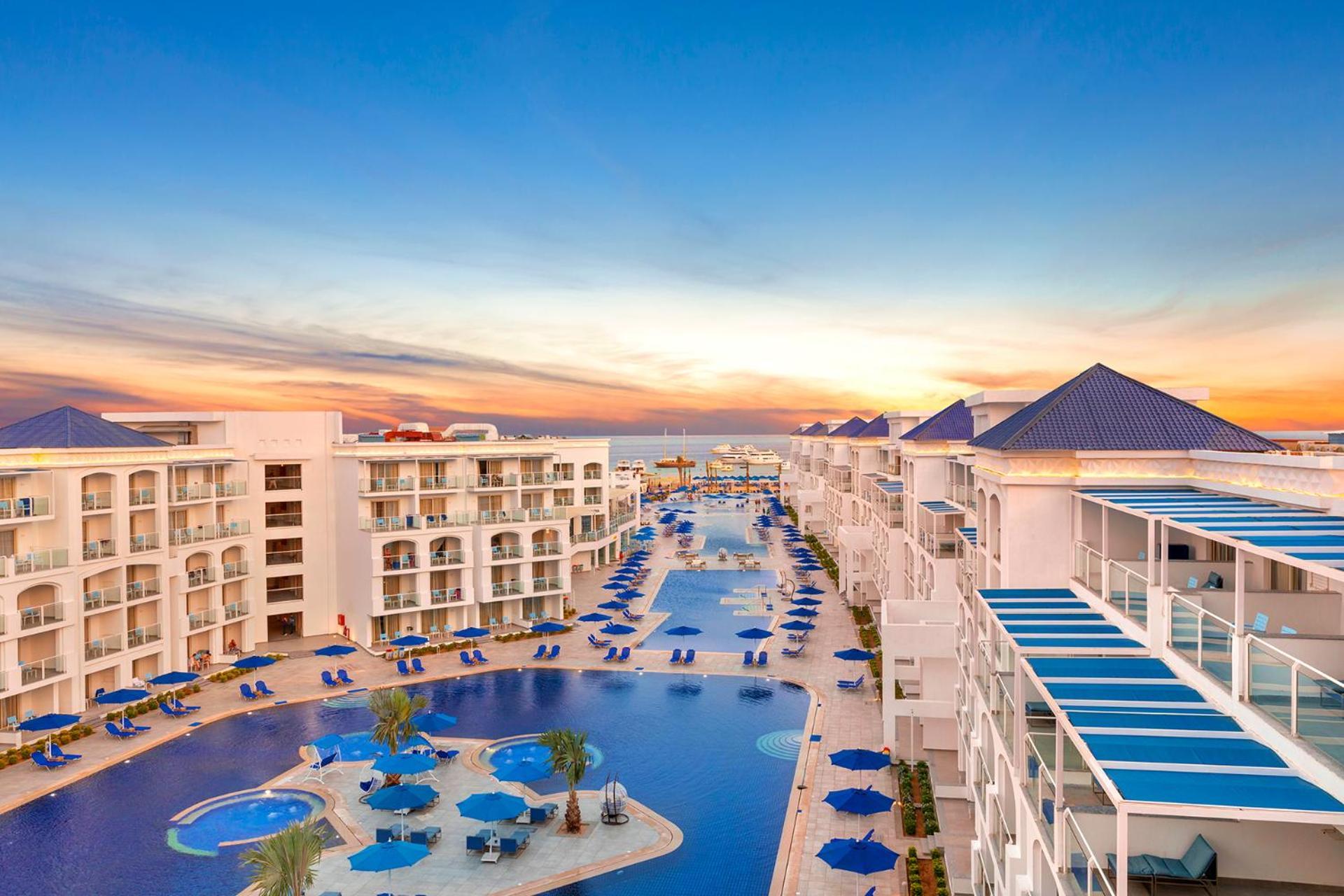 Pickalbatros Blu Spa Resort - Adults Friendly 16 Years Plus- Ultra All-Inclusive Хургада Екстериор снимка Hard Rock Hotel & Casino Punta Cana