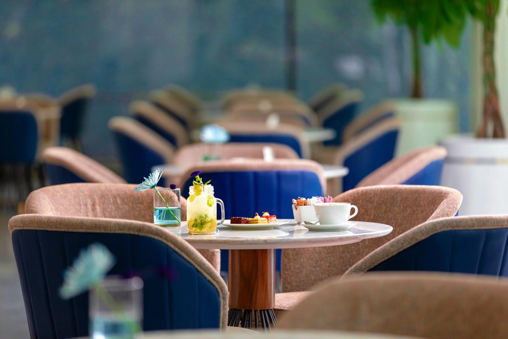 Pickalbatros Blu Spa Resort - Adults Friendly 16 Years Plus- Ultra All-Inclusive Хургада Екстериор снимка The Lounge at the airport